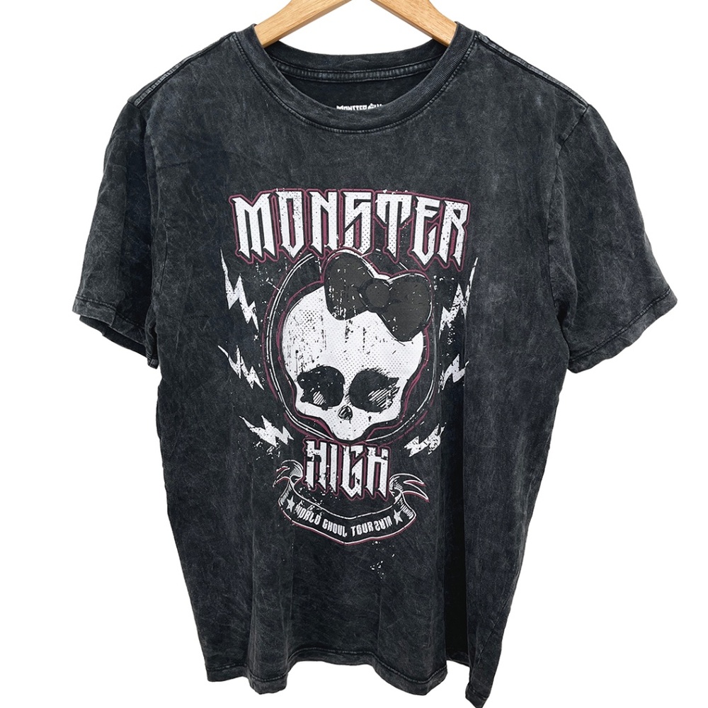 NWOT Monster High World Ghoul Tour 2010 Women’s Large